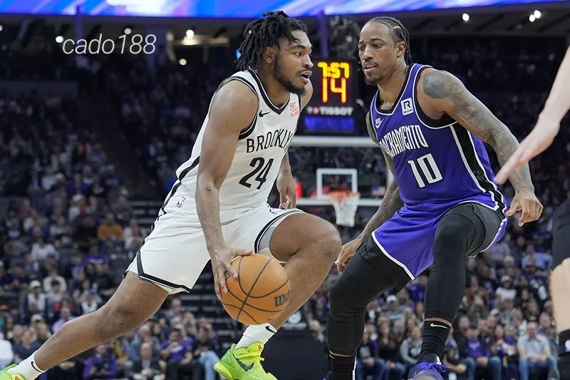 Ngoài D’Angelo Russell giữ được tỷ lệ ném tốt, phần còn lại của đội chủ nhà đều có màn trình diễn bết bát Soi kèo bóng rổ NBA Brooklyn Nets vs Sacramento Kings 28_1
