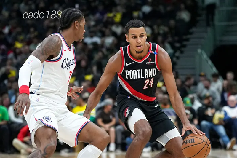 Nhiệm vụ của HLV Tyronn Lue và các học trò lúc này là củng cố một thứ hạng trong top 6 đội dẫn đầu Soi kèo bóng rổ Portland Trail Blazers vs LA Clippers 17_1