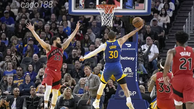 Soi kèo bóng rổ Toronto Raptors vs GS Warriors ngày 14_1 Soi kèo bóng rổ Toronto Raptors vs GS Warriors ngày 14_1