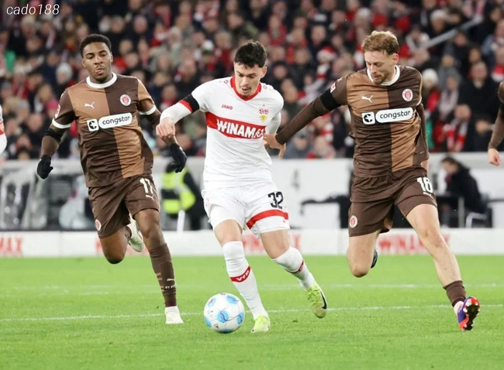 Soi kèo xiên 11/01 St Pauli vs Frankfurt, Bundesliga