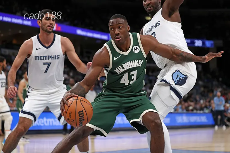 Đội khách Memphis Grizzlies thành công hạ gục Houston Rockets sau 4 lần đụng độ tại mùa giải năm nay Soi kèo bóng rổ Milwaukee Bucks vs Memphis Grizzlies 3_2