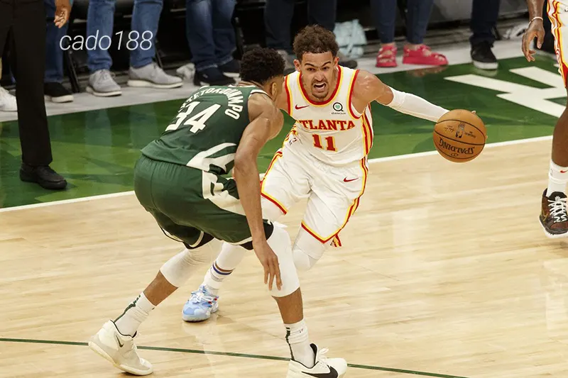 Milwaukee Bucks tạm thời giải tỏa áp lực chuỗi thua 4 trận liên tiếp sau trận thắng gần nhất Soi kèo bóng rổ NBA Atlanta Hawks vs Milwaukee Bucks 8_2