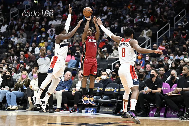 Tyler Herro đã trở lại với phong độ tốt nhất sau khoảng thời gian dài ngụp lặn vì chấn thương Soi kèo bóng rổ NBA Washington Wizards vs Miami Heat 1_4