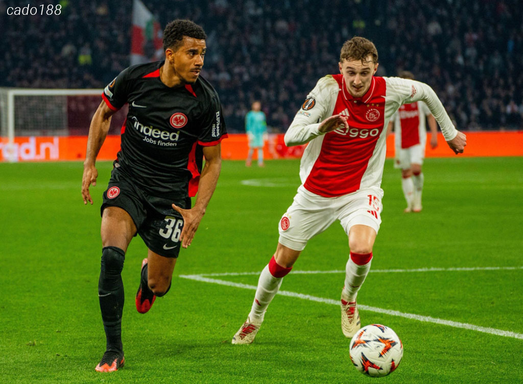 Nhận định kèo xiên 14/03 Frankfurt vs Ajax Amsterdam, Europa League