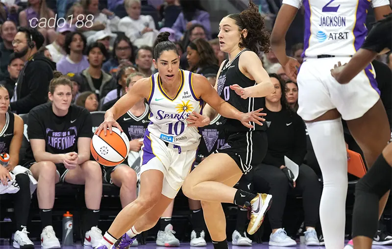 Los Angeles Sparks cuối cùng cũng tìm được chiến thắng đầu tiên sau khoảng thời gian dài Soi kèo bóng rổ LA Sparks vs Golden State Valkyries 10_6