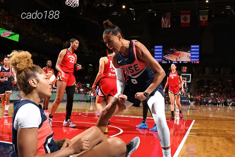 HLV Becky Hammon và các học trò sẽ có cơ hội gặp lại bại tướng Washington Mystics trên sân nhà sắp tới Soi kèo bóng rổ Las Vegas Aces vs Washington Mystics 27_6