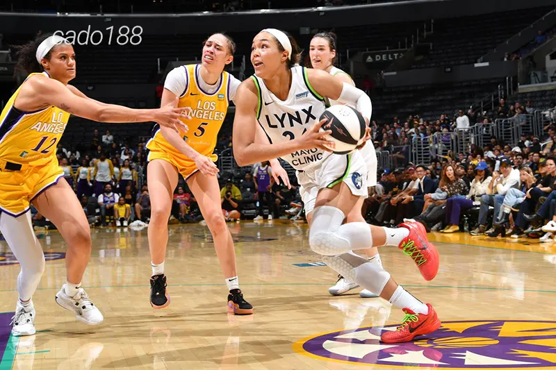 Minnesota Lynx bị đưa trở lại mặt đất sau trận thua đáng thất vọng trước đối thủ dưới Seattle Storm Soi kèo bóng rổ Minnesota Lynx vs Los Angeles Sparks 15_6