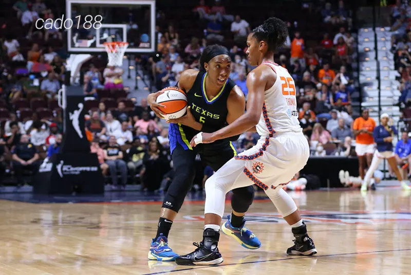 Dallas Wings có được chiến thắng vô cùng bùng nổ để chấm dứt chuỗi thua bết bát Soi kèo bóng rổ WNBA Connecticut Sun vs Dallas Wings 21_6