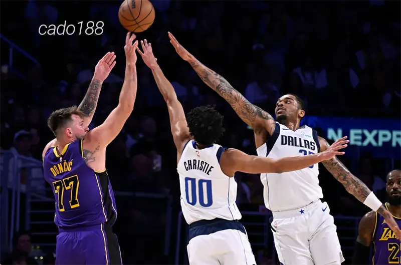 Dalton Knetch được đưa vào đội hình Summer League để trau dồi thêm kinh nghiệm thi đấu Soi kèo bóng rổ NBA Dallas Mavericks vs LA Lakers ngày 11-7