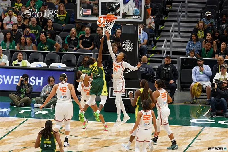 Connecticut Sun đang có phong độ khá thất thường và vừa trải qua trận thua nặng nề trước Los Angeles Sparks Soi kèo bóng rổ WNBA Connecticut Sun vs Seattle Storm 29_7
