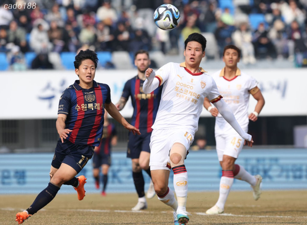 Soi kèo xiên ngày 22/07 Pohang Steelers vs Suwon, K-League