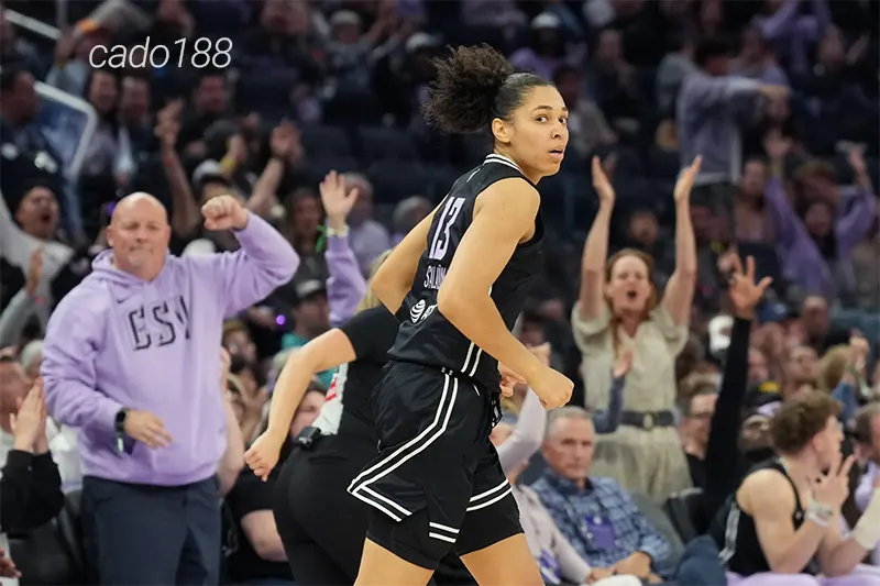 Golden State Valkyries đánh dấu sự trở lại bằng chuỗi thắng 3 trận liên tiếp vừa qua Soi kèo bóng rổ Las Vegas Aces vs Golden State Valkyries 4-8