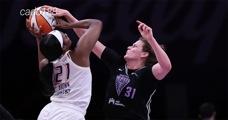 Soi kèo bóng rổ WNBA GS Valkyries vs Phoenix Mercury 20-8