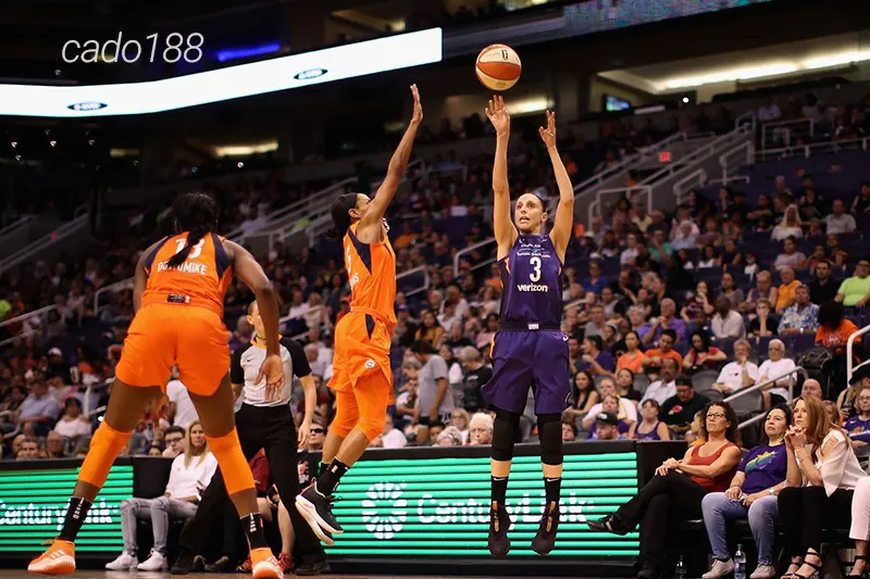 Soi kèo bóng rổ WNBA Phoenix Mercury vs Connecticut Sun 6_8