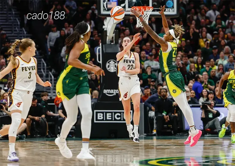 Indiana Fever rất nhanh đã lấy lại tinh thần thi đấu bằng chuỗi thắng 4 trận liên tiếp Soi kèo bóng rổ WNBA Seattle Storm vs Indiana Fever ngày 4-8