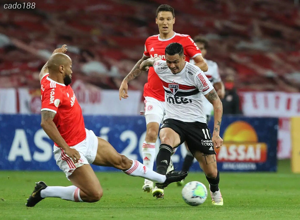 Soi kèo xiên ngày 04/08 Internacional vs Sao Paulo, VĐQG Brazil