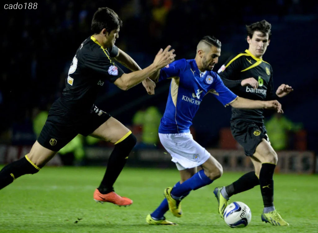 Soi kèo xiên ngày 13/08 Huddersfield vs Leicester City, Carabao Cup