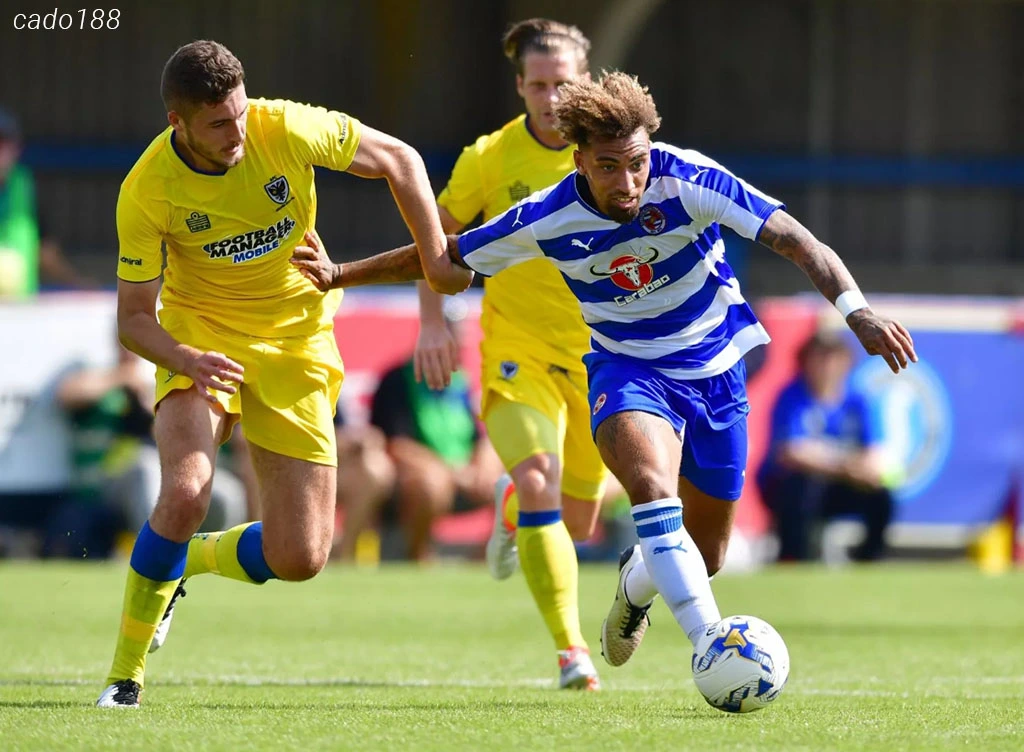 Soi kèo xiên ngày 27/08 Reading vs Wimbledon, Carabao Cup