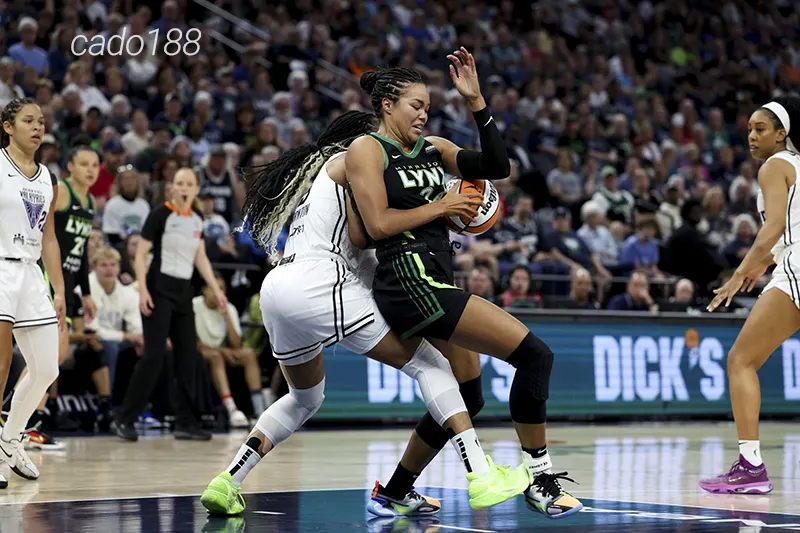 Golden State Valkyries dễ dàng nghiền nát hàng phòng ngự Dallas Wings trong trận đấu gần nhất Soi kèo bóng rổ Golden State Valkyries vs Minnesota Lynx 7_9