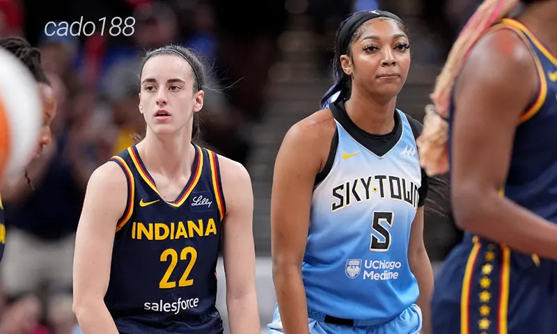 Đội khách Chicago Sky vừa tìm lại niềm vui chiến thắng trong trận đấu trước Connecticut Sun Soi kèo bóng rổ WNBA Indiana Fever vs Chicago Sky ngày 6_9