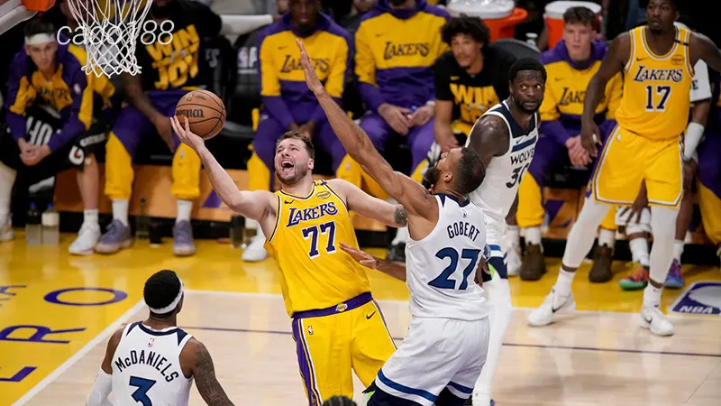 LA Lakers có màn chào sân đầy ổn trên sân nhà khi đụng độ Golden State Warriors Soi kèo bóng rổ LA Lakers vs Minnesota Timberwolves 25_10