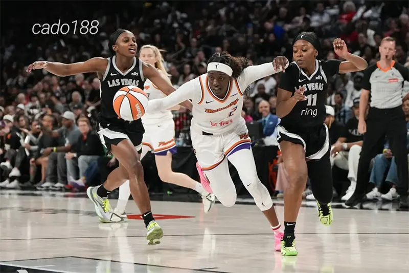 Las Vegas Aces có được chiến thắng quan trọng trên sân nhà Phoenix Mercury và vươn lên dẫn trước 3 – 0 Soi kèo bóng rổ WNBA Phoenix Mercury vs Las Vegas Aces 11_10
