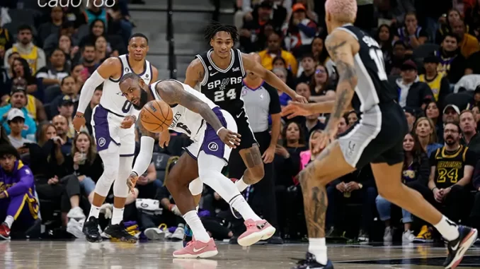 Soi kèo bóng rổ LA Lakers vs San Antonio Spurs ngày 6_11