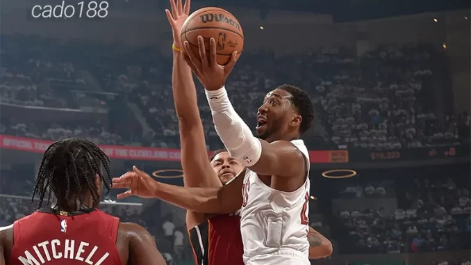 Soi kèo bóng rổ NBA Miami Heat vs Cleveland Cavaliers 11_11