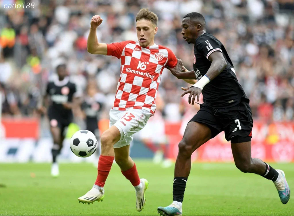 Nhận định kèo xiên ngày 10/11 Frankfurt vs Mainz, 01h30, Bundesliga